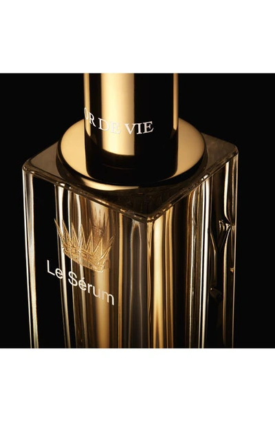 Shop Dior L'or De Vie Le Sérum