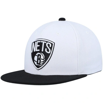 Shop Mitchell & Ness White Brooklyn Nets Core Side Snapback Hat