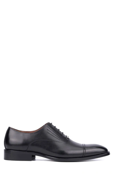 Shop Vintage Foundry Pence Cap Toe Leather Oxford In Black