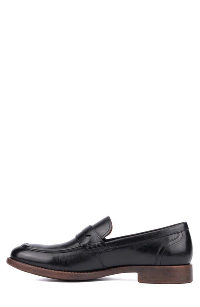 Vintage Foundry Harry Apron Toe Penny Loafer In Black Leather