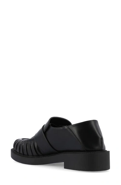 Journee Collection Lakenn Crash Back Loafer In Black