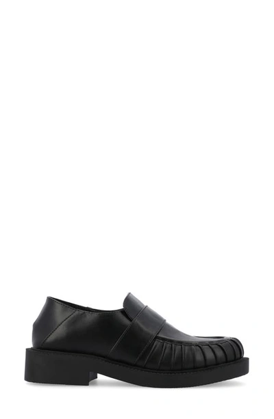 Journee Collection Lakenn Crash Back Loafer In Black