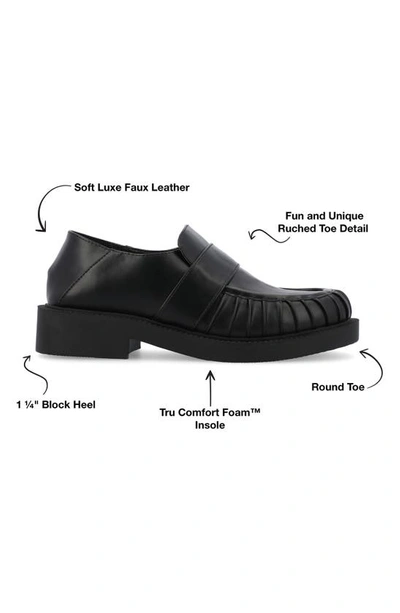 Journee Collection Lakenn Crash Back Loafer In Black