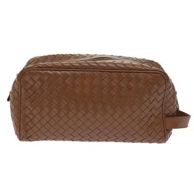 Shop Bottega Veneta Intrecciato Brown Leather Clutch Bag ()