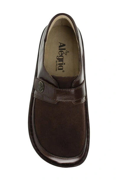 Shop Alegria By Pg Lite Single Strap Flat In Choco Luster