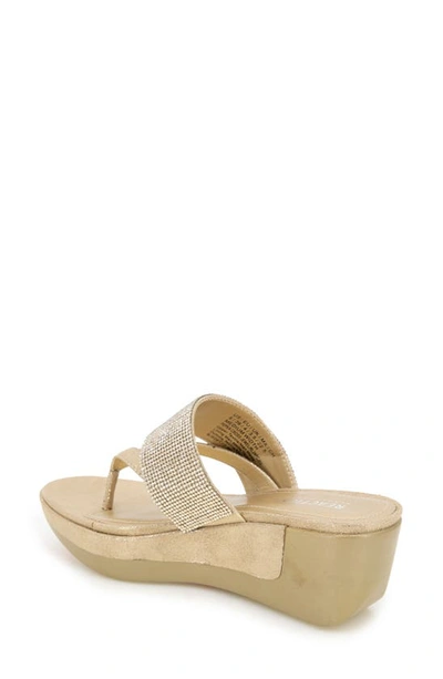 Reaction Kenneth Cole Pepea Crystal Platform Wedge Sandal In Gold Elastic