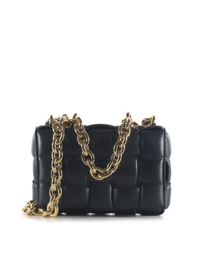 Shop Bottega Veneta The Chain Cassette Bag In Leather In Inkwell-gold