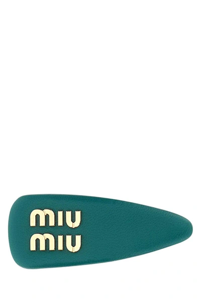 Shop Miu Miu Logo Plaque Hair Clip In Verde