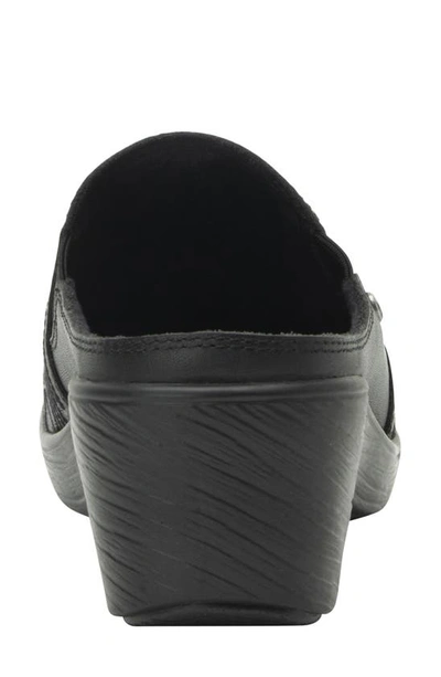 Alegria By Pg Lite Sereniti Clog In Coal