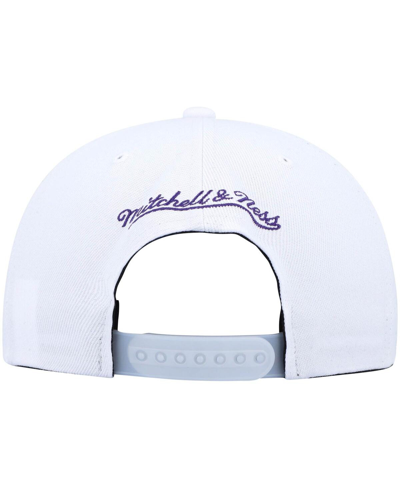 Shop Mitchell & Ness Men's  Purple Chicago Bulls Day 5 Snapback Hat
