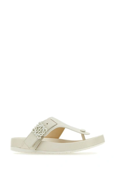 Shop Loewe Woman Chalk Leather Ease Thong Slippers In White