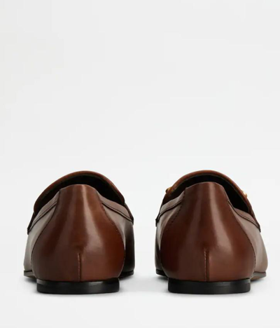 Shop Tod's Flat Shoes In Leather Brown