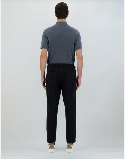 Herno ノンウォッシュド Light Scuba パンツ In Black