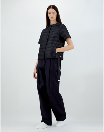 Herno Nylon Ultralight Cape Jacket In Black