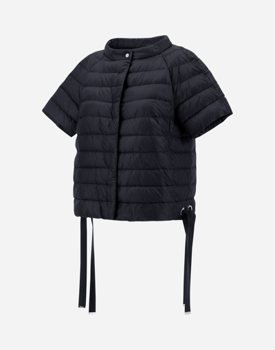 Herno Nylon Ultralight Cape Jacket In Black