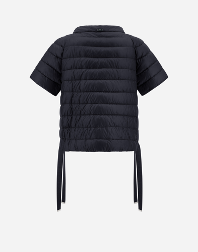 Herno Nylon Ultralight Cape Jacket In Black