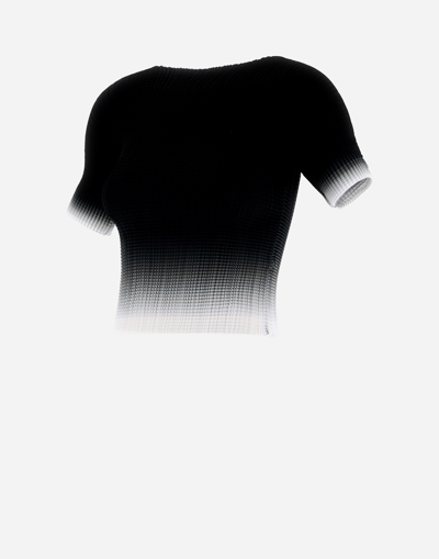 Shop Herno Plissé Nuance Tシャツ In Black/white