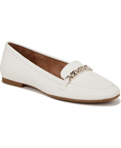 Shop Naturalizer Jemi Chain Flats In White Woven Embossed Faux Leather
