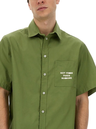 Shop Drôle De Monsieur "slogan" Shirt In Military Green