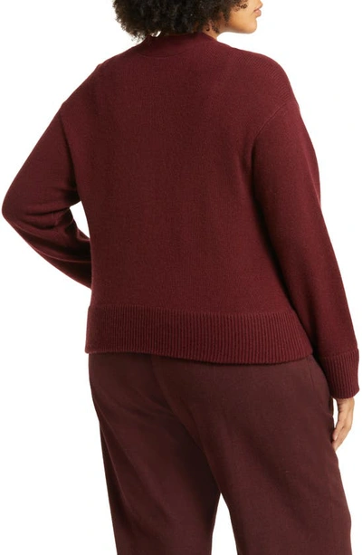 Vince Wool-cashmere Boxy V-neck Cardigan In Plum Wine