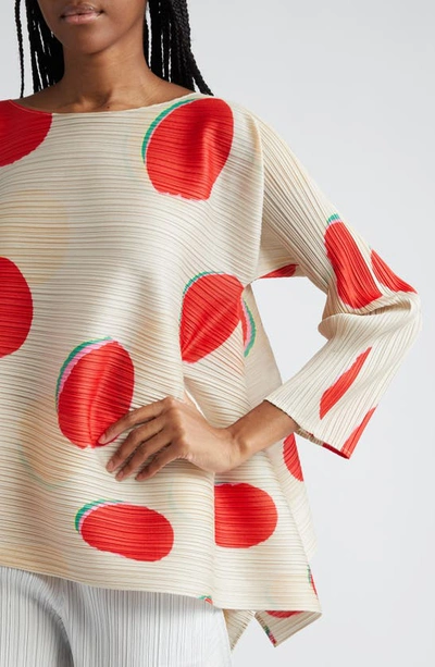 Shop Issey Miyake Bean Dots Pleated Top In Red