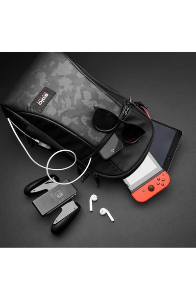 Solo New York Good Luck Have Fun Sling Messenger Bag In Black