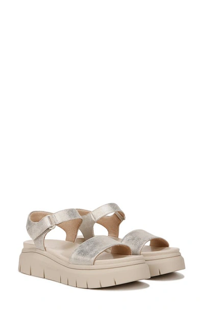 Shop Soul Naturalizer Poppi Platform Sandal In Light Gold Faux Leather