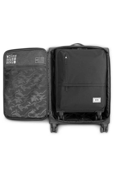 Shop Solo New York Re:treat Spinner Carry-on In Black