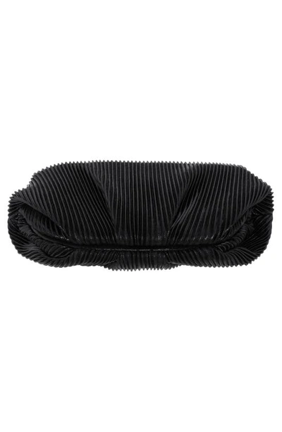 Nina Emmy Clutch In Black