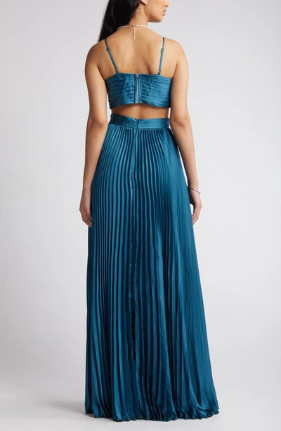 Lulus Got The Glam Pleated Gown In Teal