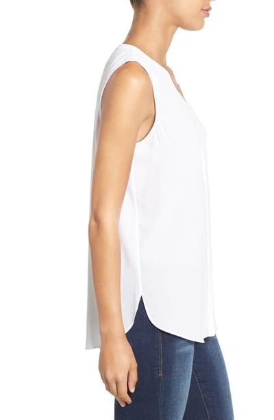 Shop Nydj Print Pleat Back Sleeveless Split Neck Blouse In Optic White