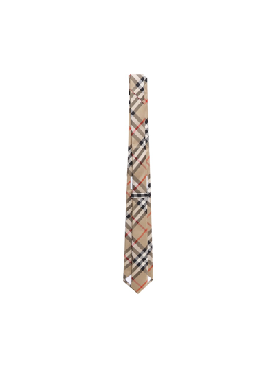 Shop Burberry Classic Cut Silk Tie With Vintage Check Pattern In Beige