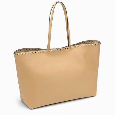 Shop Valentino Garavani Beige Rockstud Shopping Bag In Garnet Calfskin Women In Cream