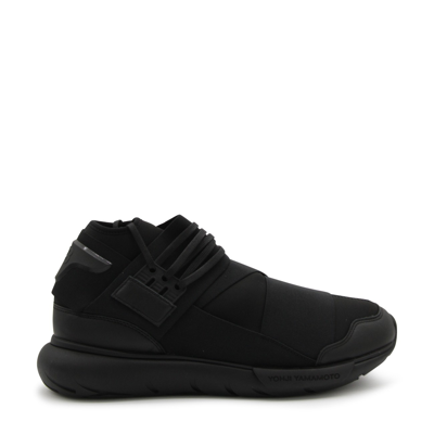 Shop Y-3 Black Kaiwa Sneakers In Off White/black/off White