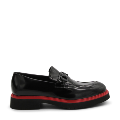 Shop Ferragamo Black And Red Leather Fiorello Loafers In Black-red