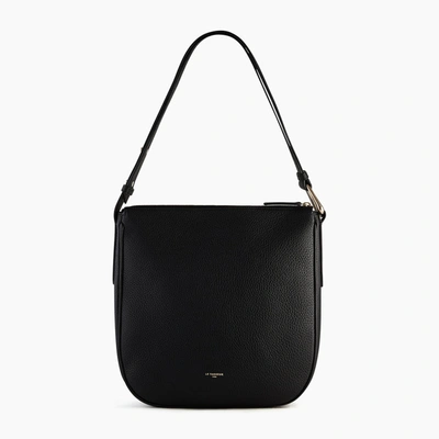 Shop Le Tanneur Sac Bandoulière Moyen Modèle Madeleine En Cuir Grainé In Black