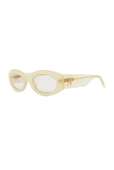Shop Attico Berta Sunglasses In Yellow & Gold