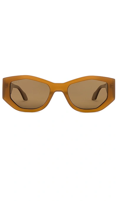 Shop Diff Eyewear Zoe Sunglasses In Salted Caramel & Brown Polarized