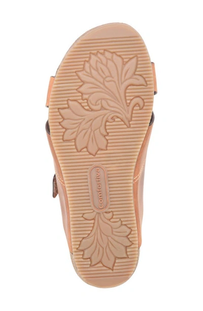 Comfortiva Gervaise Slide Sandal In Ginger Tan