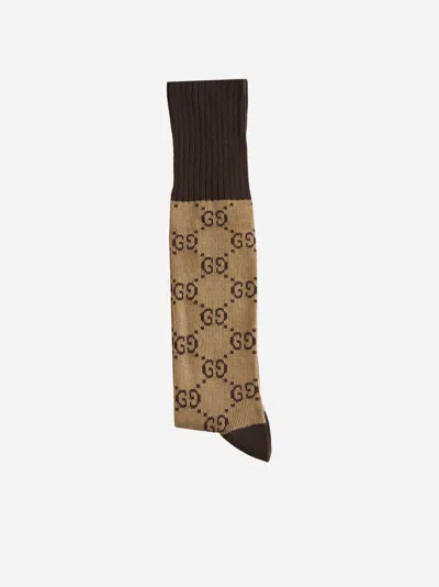 Shop Gucci Gg Cotton-blend Long Socks In Beige,dark Brown