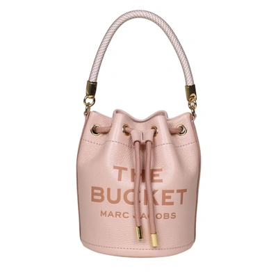 Shop Marc Jacobs The Leather Bucket Bag In 624