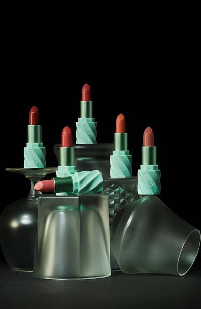 Queen Musia Matte Creme Lipstick In Ada
