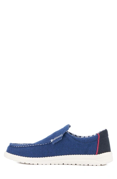 X-ray Finch Slip-on Sneaker In Navy