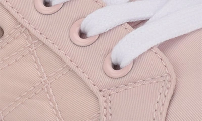 Guess Tesie Platform Sneaker In Light Pink