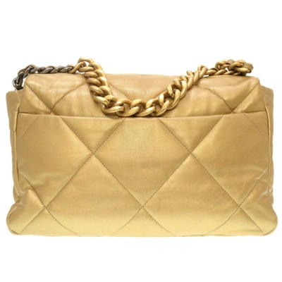 Pre-owned Chanel Matelassé Gold Suede Shoulder Bag ()