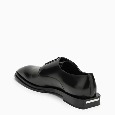 Alexander Mcqueen Logo-plaque Leather Derby Shoes In Black