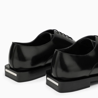 Alexander Mcqueen Logo-plaque Leather Derby Shoes In Black