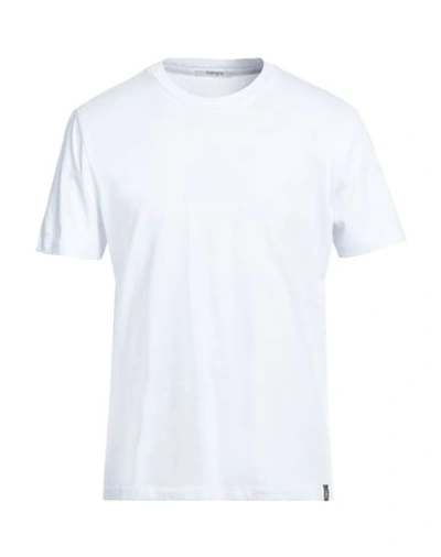 Shop Kangra Man T-shirt White Size 40 Cotton