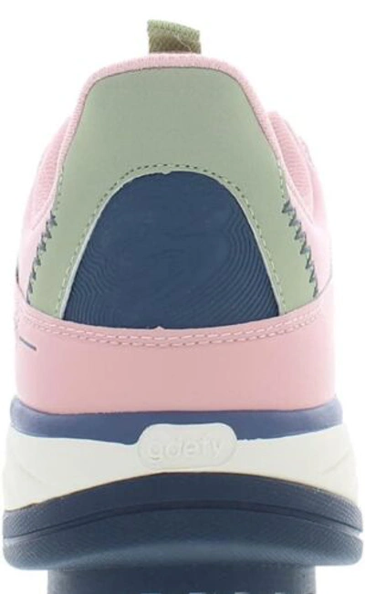 Pre-owned Gravity Defyer Women's G-defy Energy - Hybrid Versoshock Performance Trainer In Pink