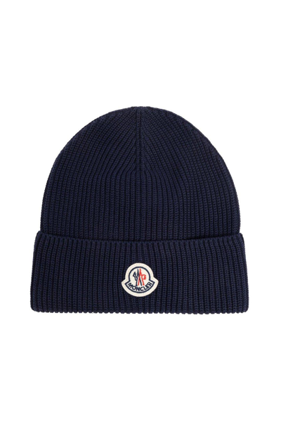 Shop Moncler Logo Patch Ribbed-knit Beanie In Blu